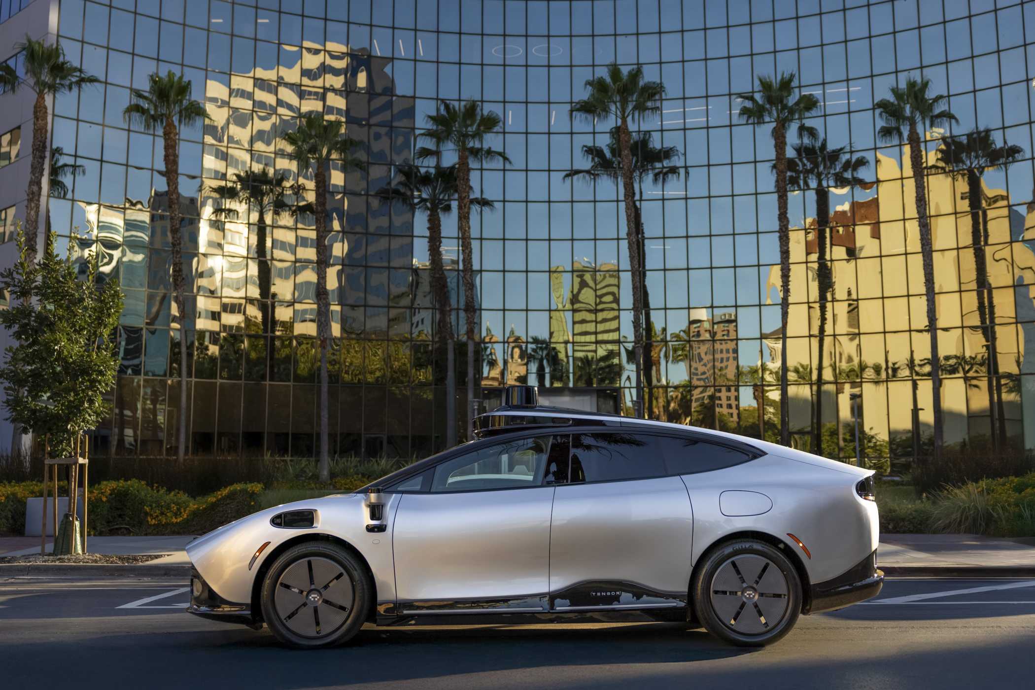 Bereits in Dubai auf der Straße: Tensor Robotaxi.| Foto: Tensor