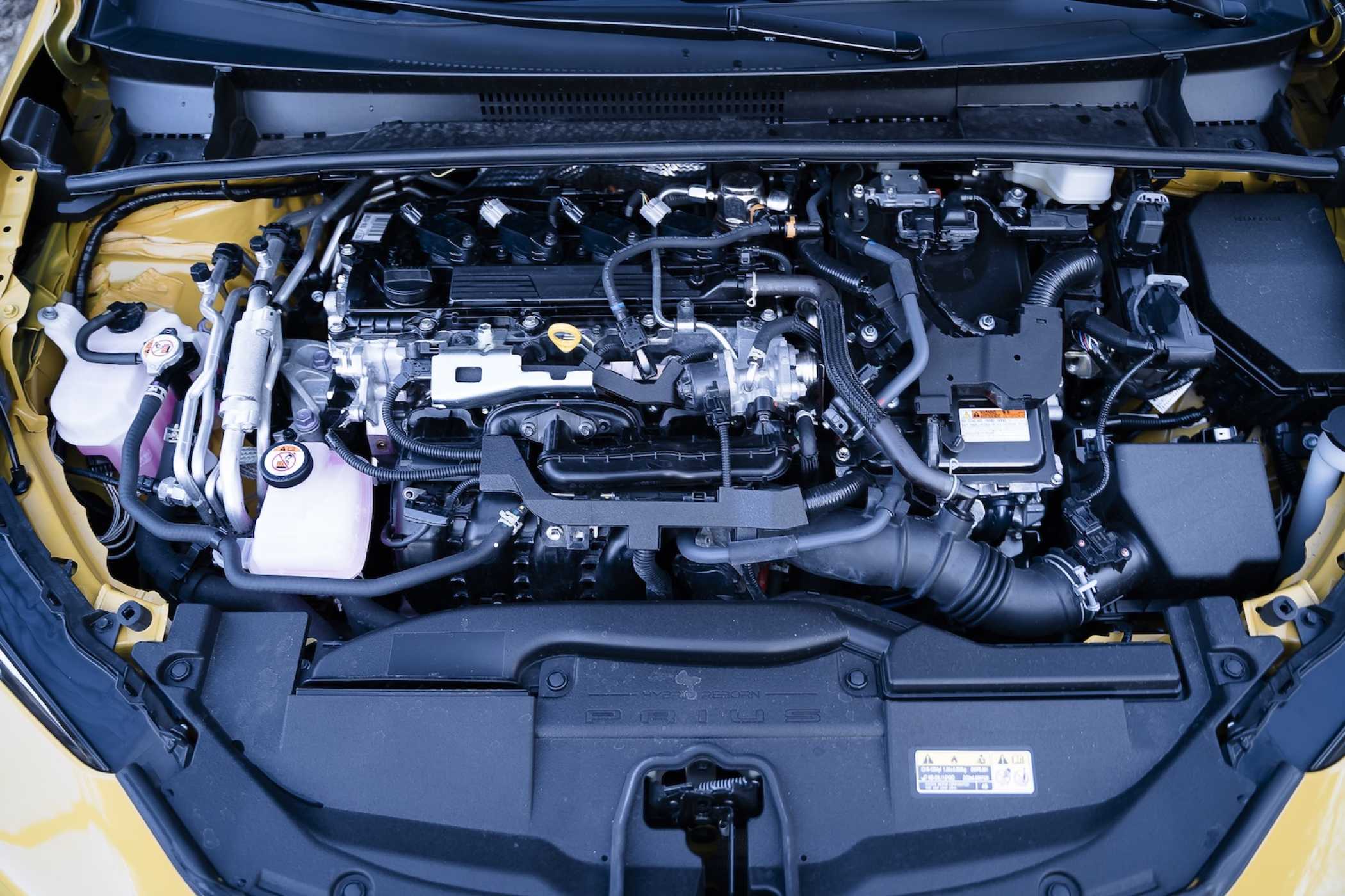 Der Zweiliter-Vierzylinder arbeitet mit einem Elektromotor zusammen. Die Systemleistung des Plug-in-Hybrids beträgt 223 PS. | Foto: Fabian Mechtel; press-inform