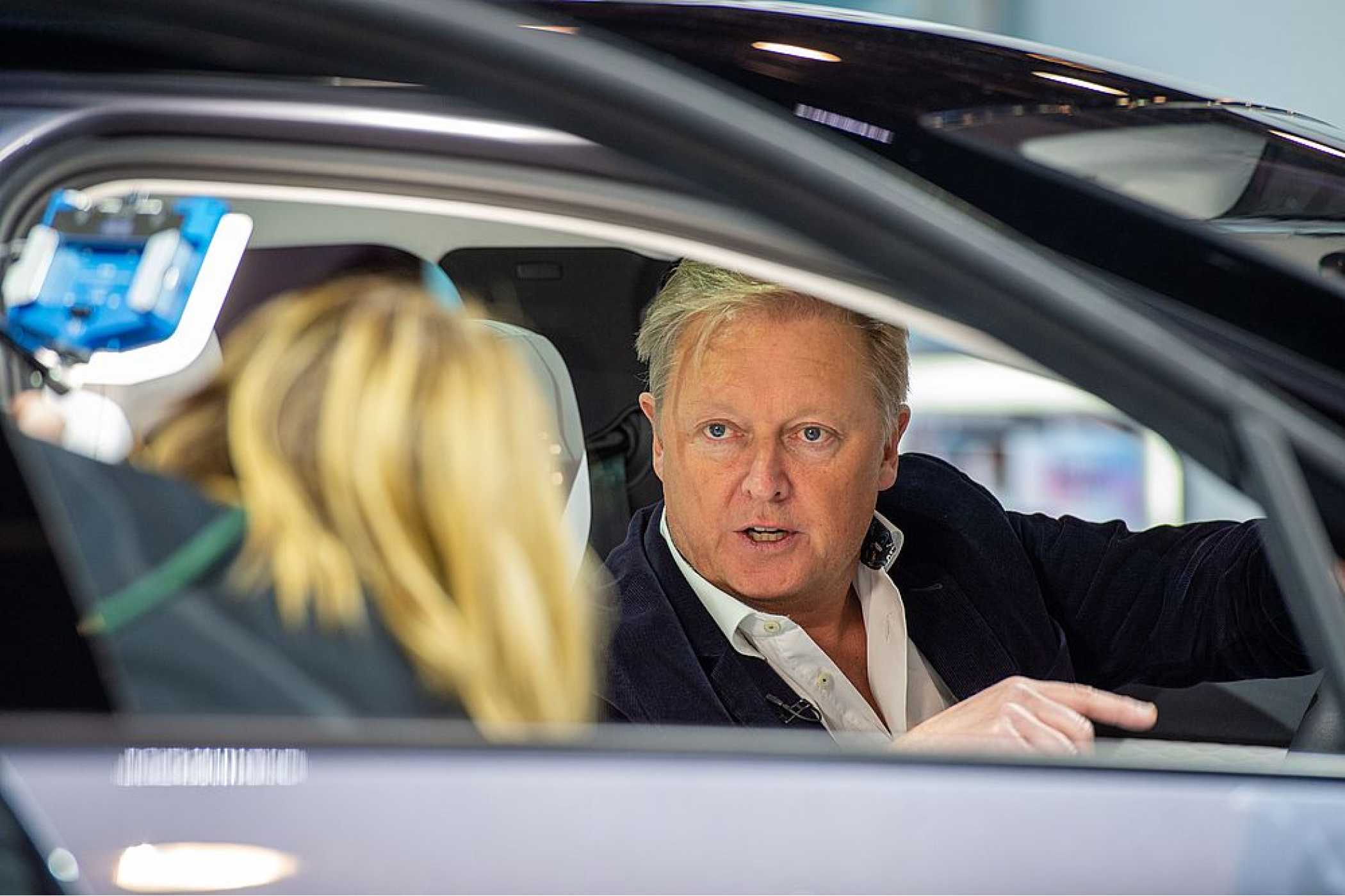 Platz 8: Österreichische Tochter des Elektroautoherstellers Fisker insolvent » https://www.taxi-heute.de/node/26219 | Der Gründer und Chef der Autofirma Fisker, Henrik Fisker, stellt auf der Technik-Messe CES das Elektrofahrzeug Ocean vor. (Foto: Andrej Sokolow/dpa)