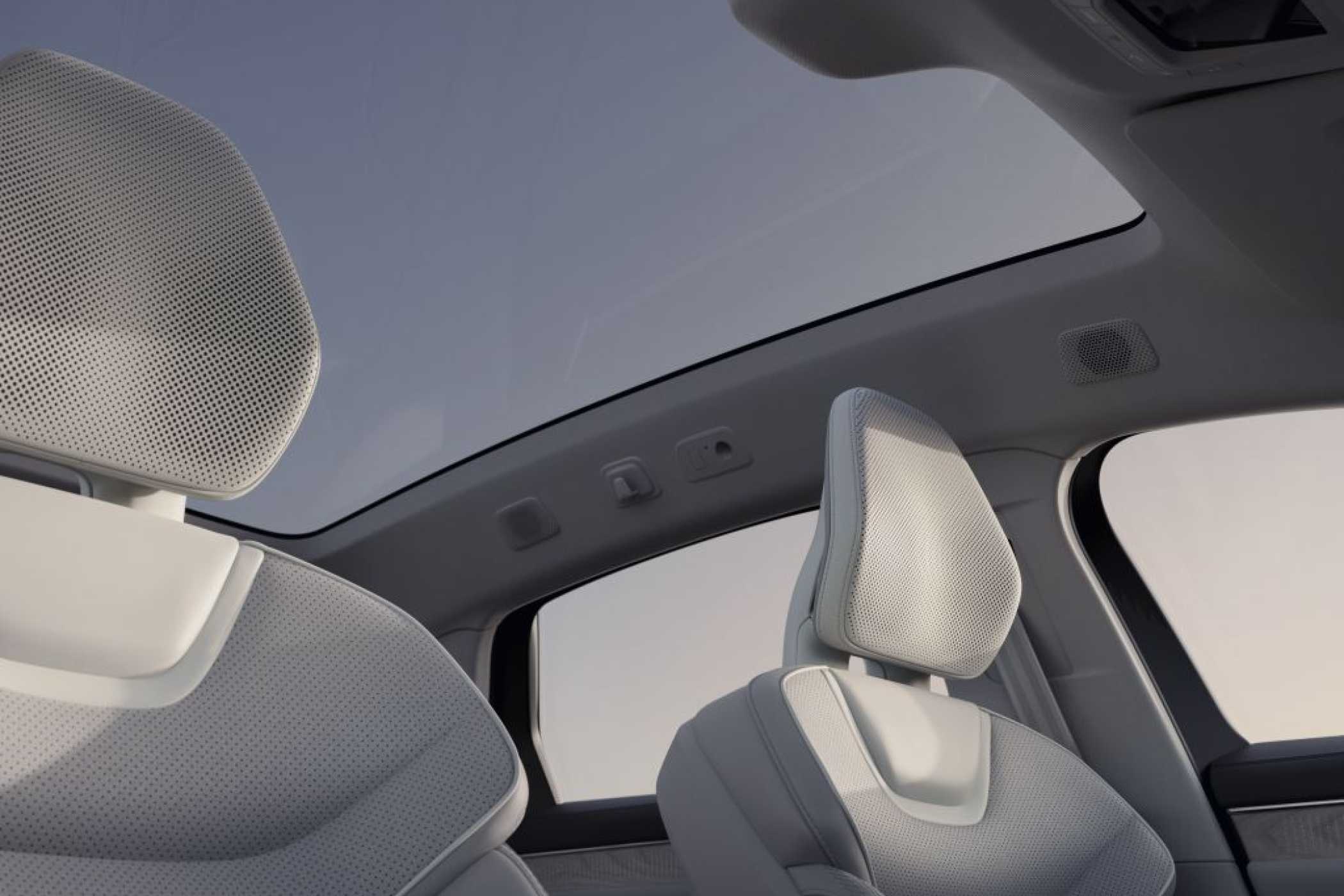 Tavan elektro-kromatik olarak karartılabilir.  | Foto: Volvo Cars