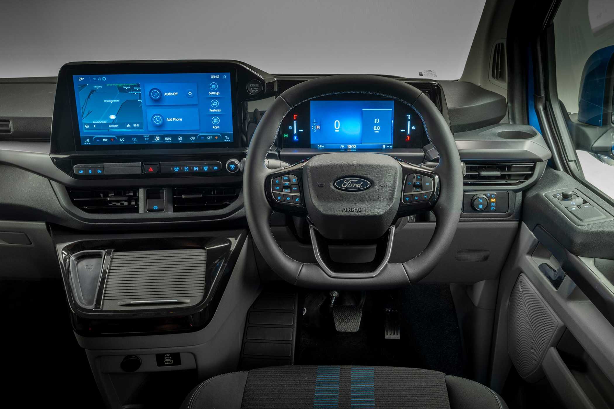 Volldigitales Interieur ist selbstverständlich. | Foto: Ford Pro