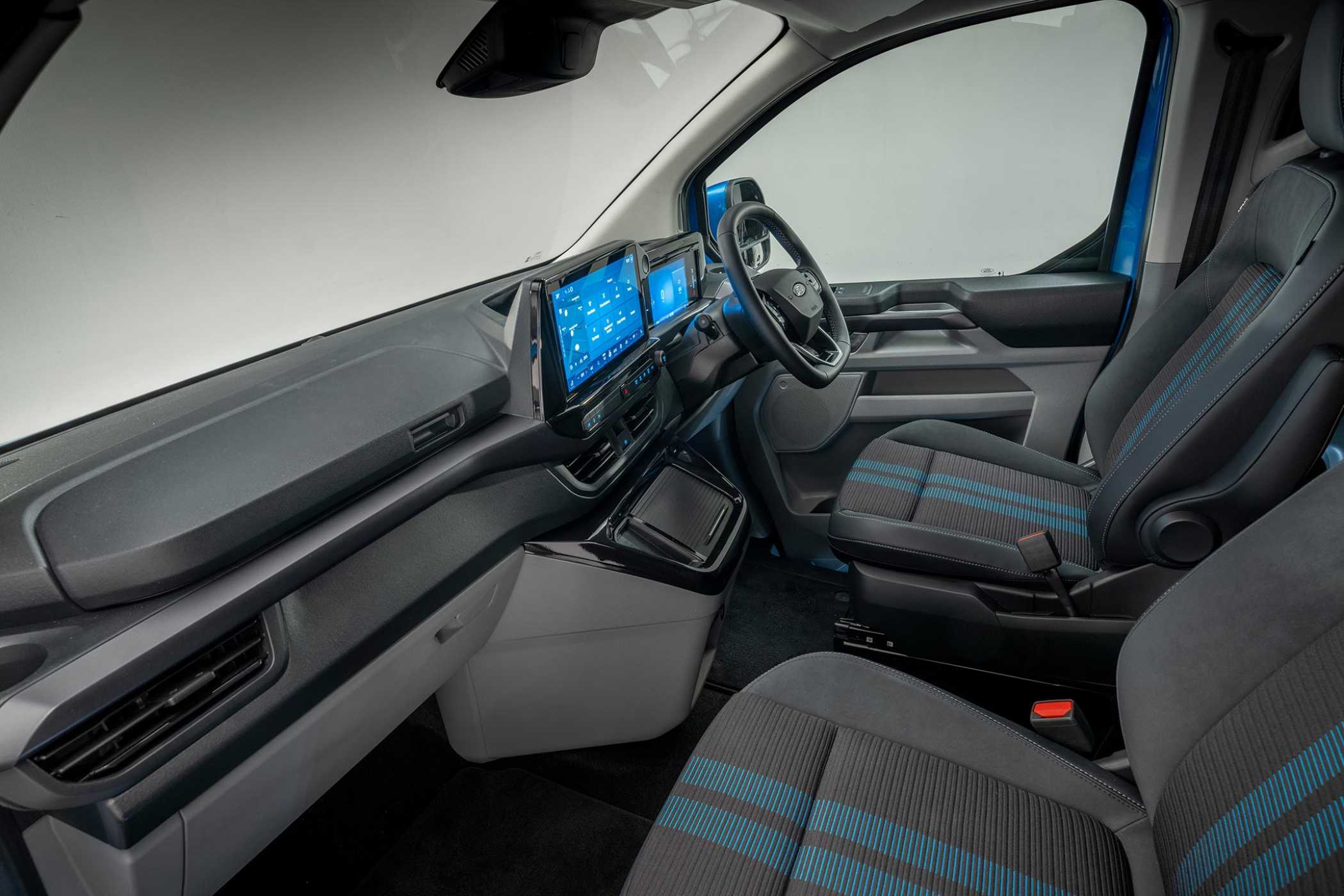Geräumiges Interieur. | Foto: Ford Pro