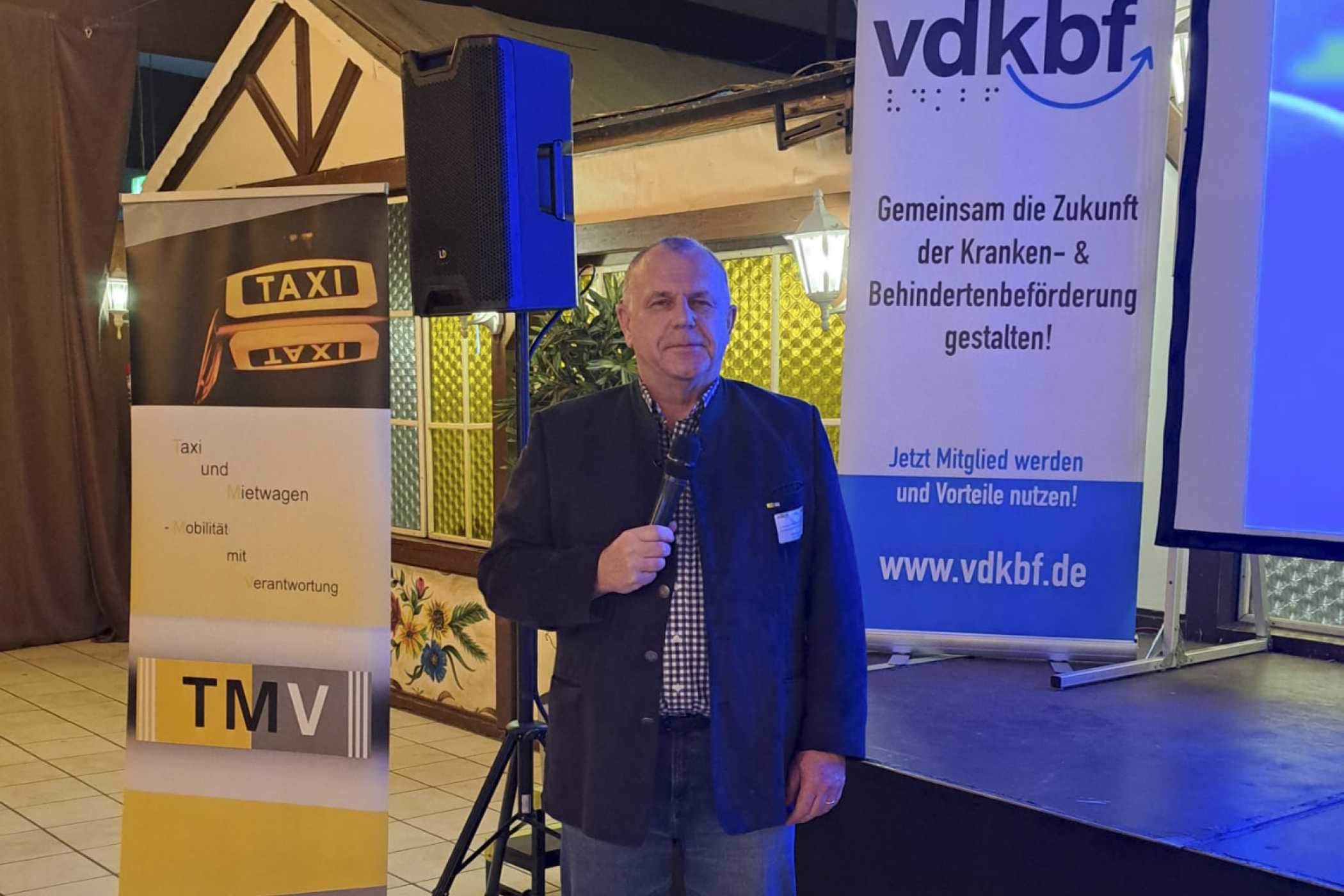 Der Geschäftsführer des Landesverband Bayern, Christian Linz, sprach zum Thema Sondervereinbarungen im Taxitarif.| Foto: TMV