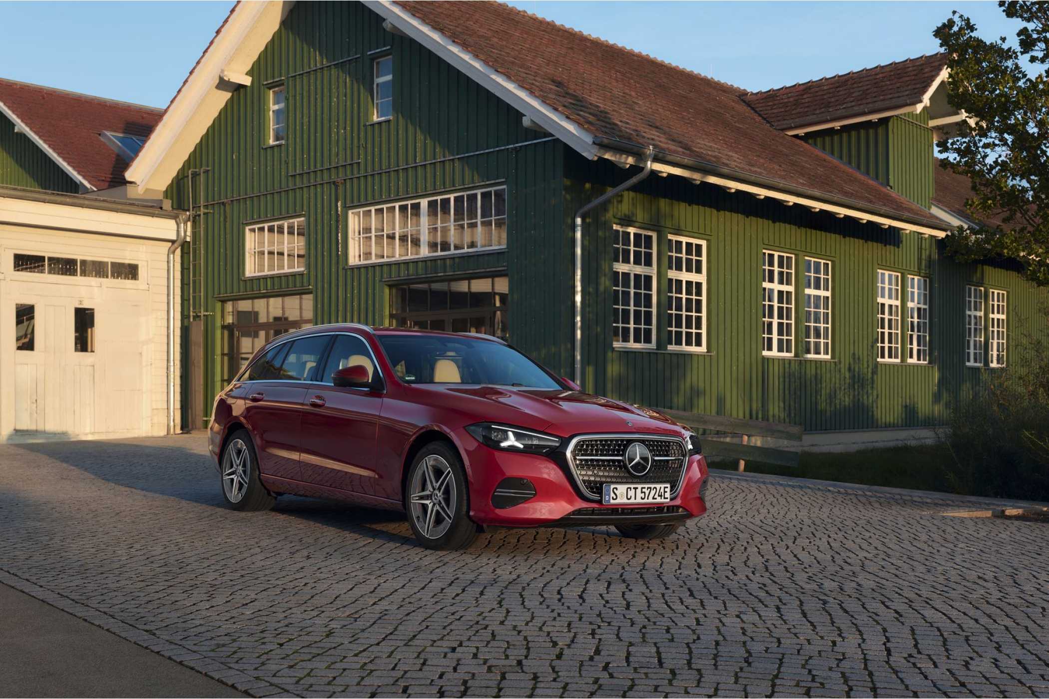 Der geringe Verbrauch des Vierzylinders überzeugt: 5,1 Liter auf 100 Kilometer.| Foto: Mercedes-Benz