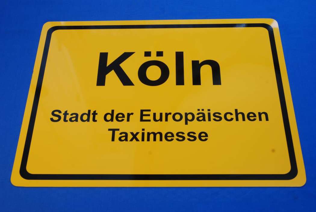 Wer nach einem offiziellen Ortsschild mehr als 40 Prozent zu schnell fährt, dem wird Vorsatz unterstellt. (Foto: Dietmar Fund)