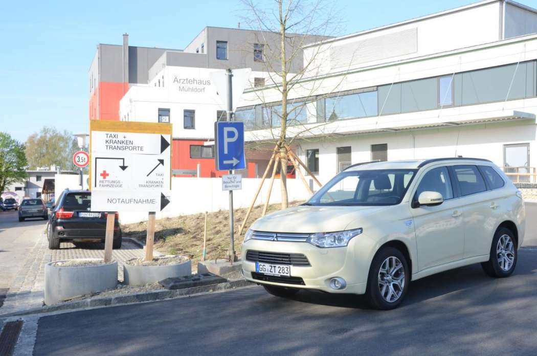 Immer wieder ein schwieriges Thema: Krankenfahrten mit Taxis und Mietwagen. (Foto: Dietmar Fund)