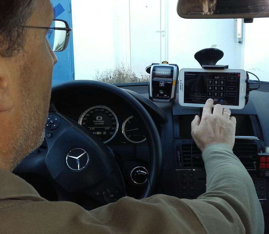 Der handliche Drucker wird in Graz über Bluetooth angesteuert. (Foto: BSR)
