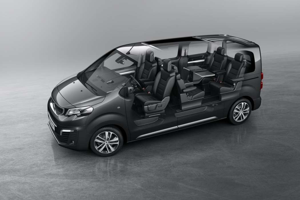 Die Einzelsitze oder Bänke sind im Traveller Business VIP auf Schienen verschiebbar. (Foto: Peugeot)