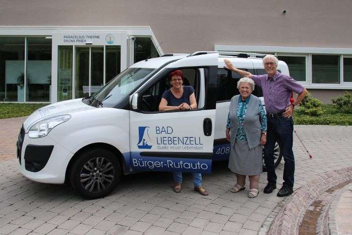 Ein „Bürger-Rufauto“ muss sich auf Ergänzungsdienste für den Linienverkehr beschränken, haben die Karlsruher Richter entschieden. (Foto: Teske)