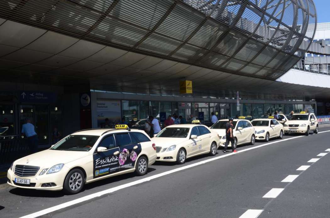 Der Taxi-Markt rund um Düsseldorf könnte durch die Firmenübernahme in Bewegung geraten. (Foto: Dietmar Fund)