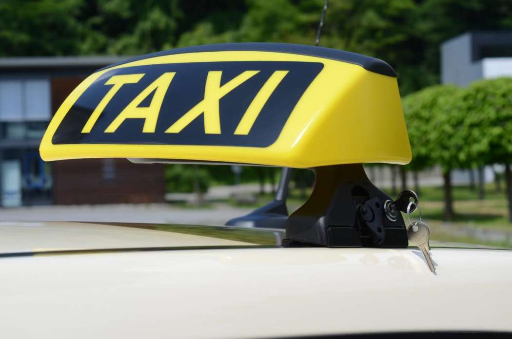 Taxis an Taxifahrer zu vermieten, die man dann wie Angestellte einsetzt, ist keine gute Idee. (Symbolfoto: Dietmar Fund)