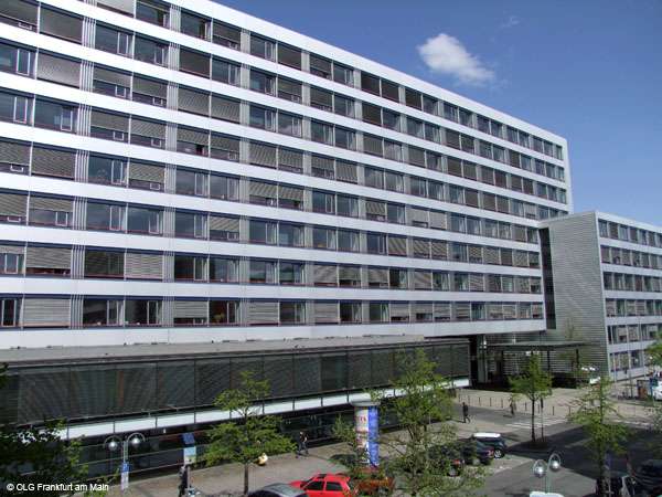 Das Oberlandesgericht Frankfurt am Main hat ein Urteil im Sinne der Versicherten gefällt. (Foto: OLG Frankfurt am Main)
