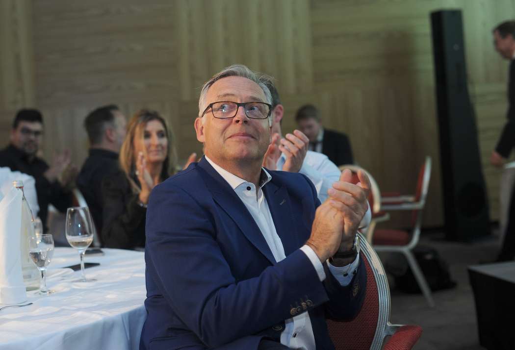 Peter Köhl will nur noch vereinzelt in Taxi-Kreisen auftreten, zum Beispiel in der Taxi-Erfa-Gruppe. (Foto: Werner Kuhnle)