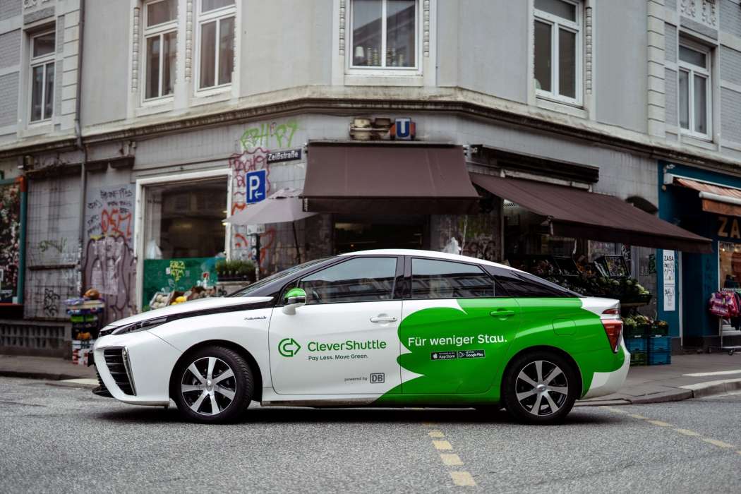 Die Toyota Mirai werden unter anderem in Hamburg eingesetzt. (Foto: Toyota)