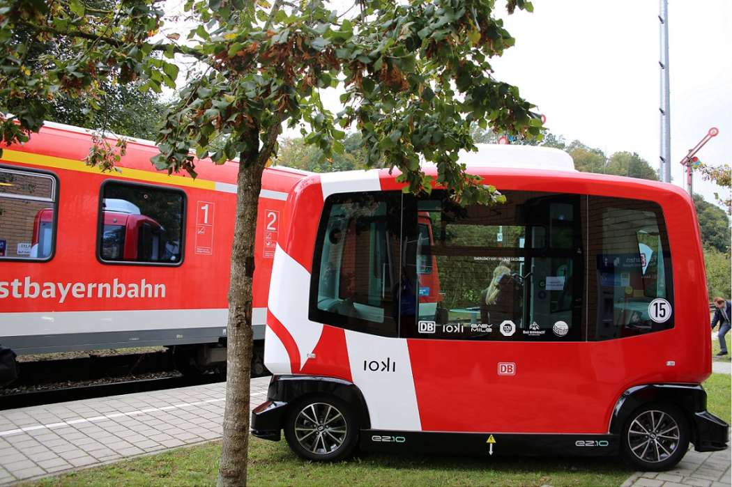 Die einst in rot-weißer ICE-Lackierung gestarteten EZ10 sind jetzt im Verkehrsort der Regionalbahnen lackiert. (Foto: Deutsche Bahn)