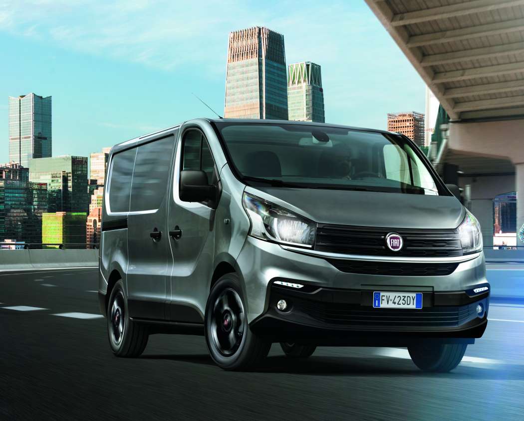 Äußerlich hat sich am Großraumtaxi Talento Kombi nichts geändert. (Foto: Fiat Professional)
