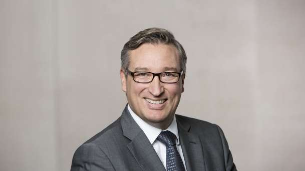 Der Düsseldorfer CDU-Ratsherr Andreas Hartnigk möchte Mitarbeiter systemrelevanter Branche während der Corona-Krise mit Taxigutscheinen unterstützen. (Foto: CDU Düsseldorf)