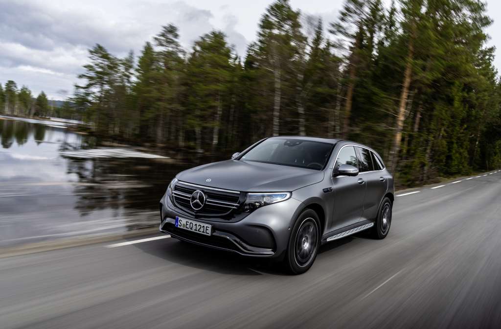 Der Mercedes-Benz EQC ist in Mühlacker als Taxi im Einsatz. (Foto: Daimler AG)