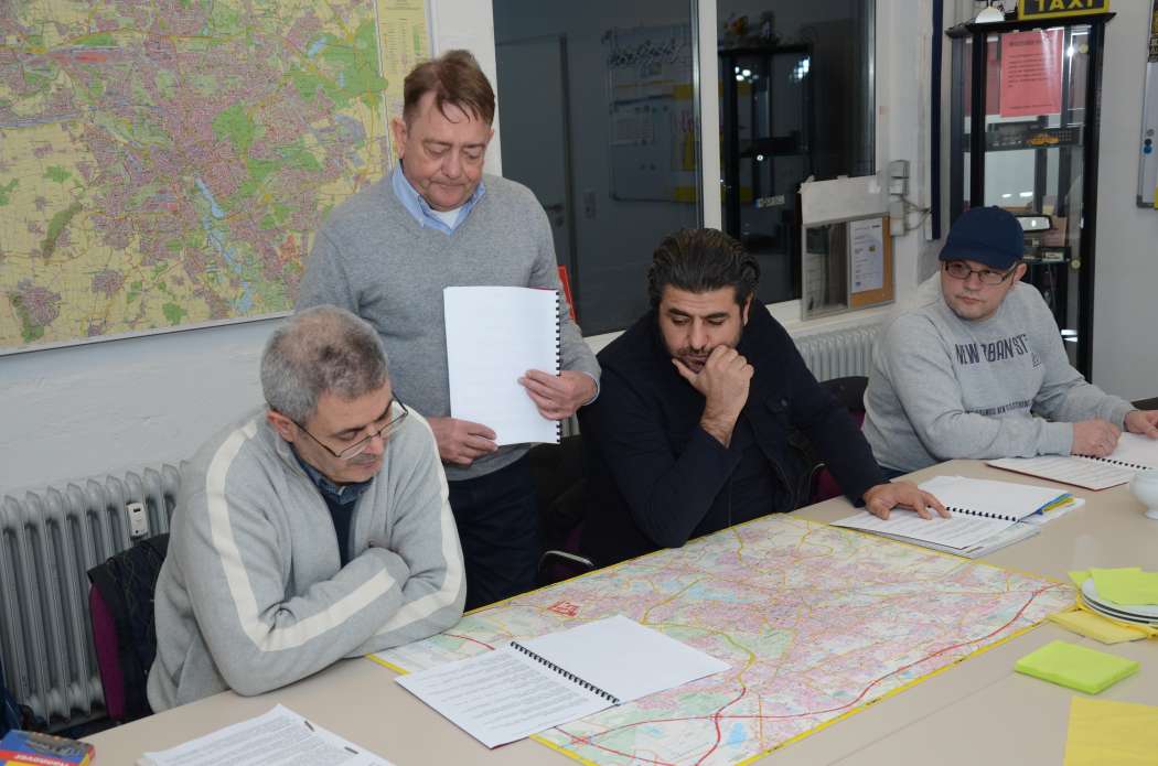 Einige Mitglieder des TMV wie die Taxifahrerschule von Hallo Taxi 3811 (Foto) könnten ihre Erfahrungen in die Ausbildung und die Prüfung der Kleinen Fachkunde sicher mit einbringen. (Foto: Dietmar Fund) 
