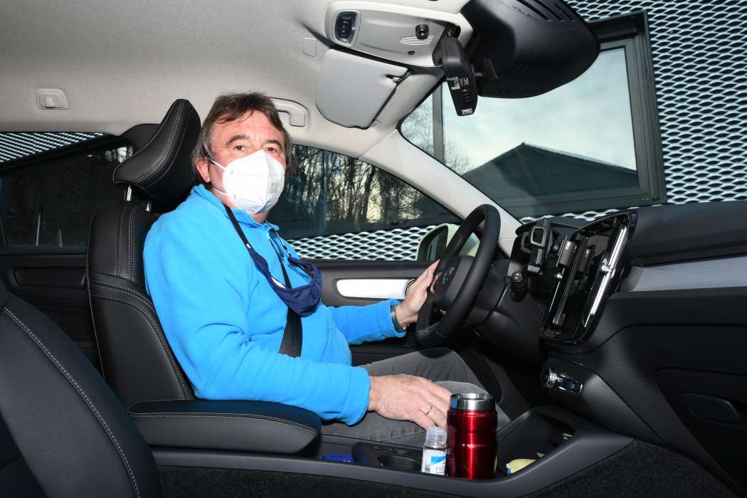 Der BVTM rät dringend dazu, während Fahrgastfahrten eine FFP2-Maske zu tragen, obwohl es dazu keine gesetzlich verpflichtende, einheitliche Regelung auf Bundesebene gibt. (Foto: Dietmar Fund)