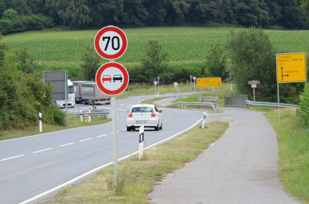 Tempolimits zu missachten, ist generell keine gute Idee. Noch schlechter ist es, mehrere gleiche Limits hintereinander zu ignorieren. (Symbolfoto: Dietmar Fund)