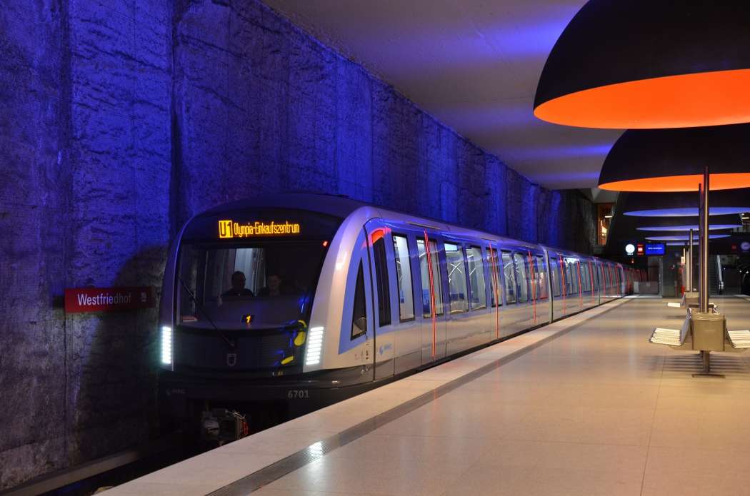 Von U- und S-Bahn-Stationen ausgehend möchte Uber weiter ins Umland vordringen. (Foto: MVG/Wolfgang Wellige)