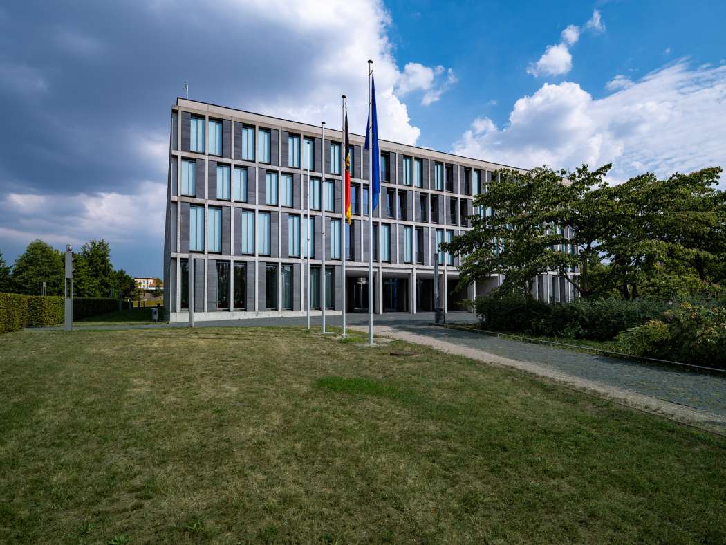 Das Bundesarbeitsgericht in Erfurt hat ein Urteil gefällt, das auch für die Teilzeit-Arbeitsverhältnisse von kurzarbeitenden Taxi- und Mietwagenbetrieben Bedeutung hat. (Foto: BAG)