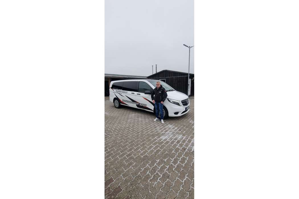 Auch für die Taxi- und Mietwagenbetriebe in Mecklenburg-Vorpommern sind Krankenfahrten überlebenswichtig, weiß der Unternehmer Ronny Bohun (Foto). (Foto: RoRo-Cab Stralsund)