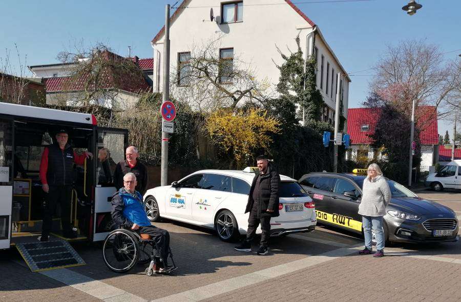 In der Kleinstadt Achim arbeiten Taxibetriebe und der BürgerBus-Verein gut zusammen. (Foto: BürgerBus Achim e.V.)