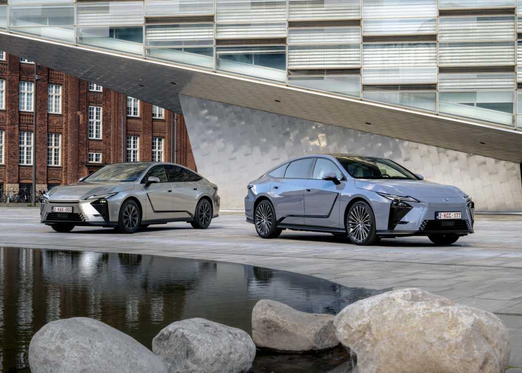 Der neue Lexus ES stand uns in Kopenhagen und Umgebung als Hybrid und als reine Elektro-Variante zur Verfügung.| Foto: Toyota