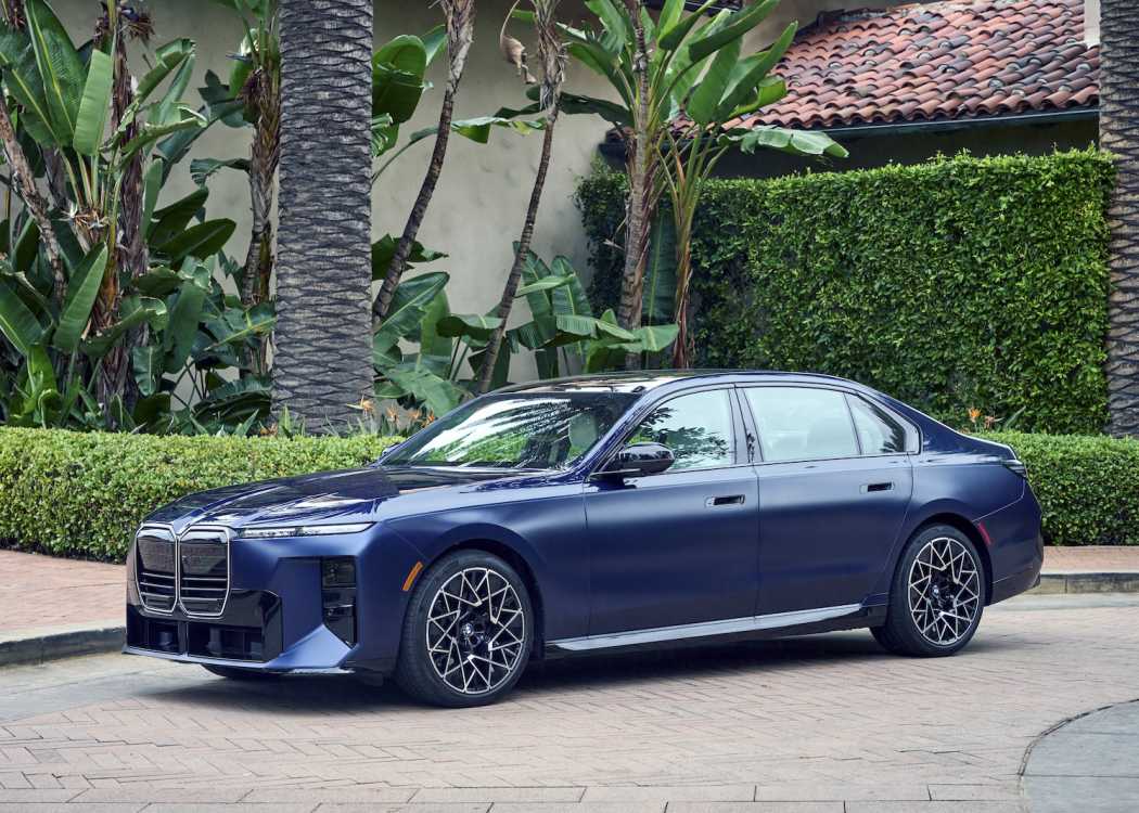 Facelift'ten sonra bile 7er BMX'in tasarımı kutuplaştırmaya devam ediyor. Fotoğraf: BMW