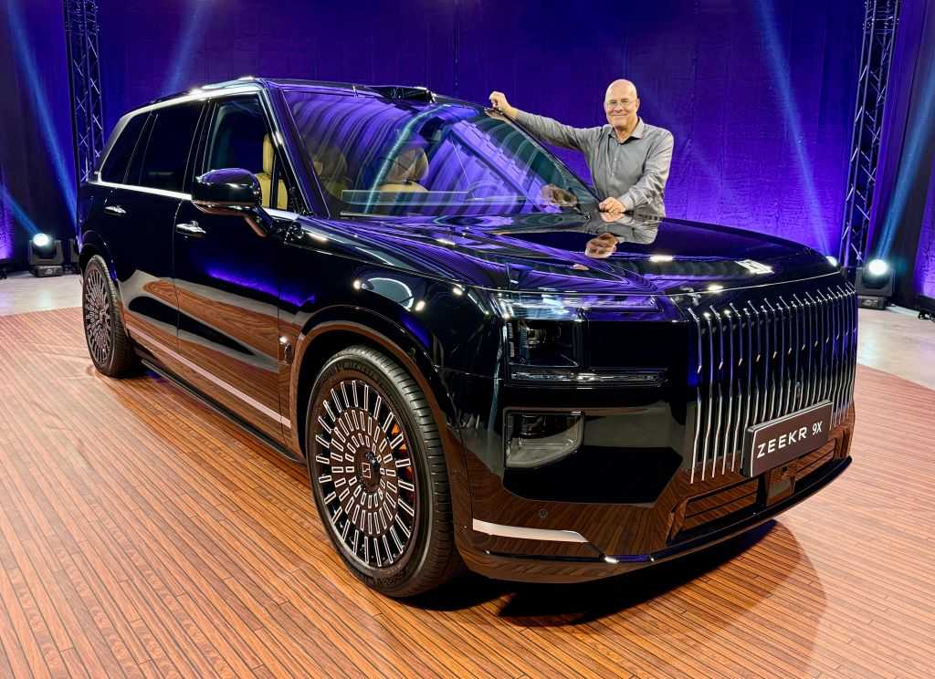 Der 9X ist das neue Topmodell von Zeekr. | Foto: Christian Brinkmann