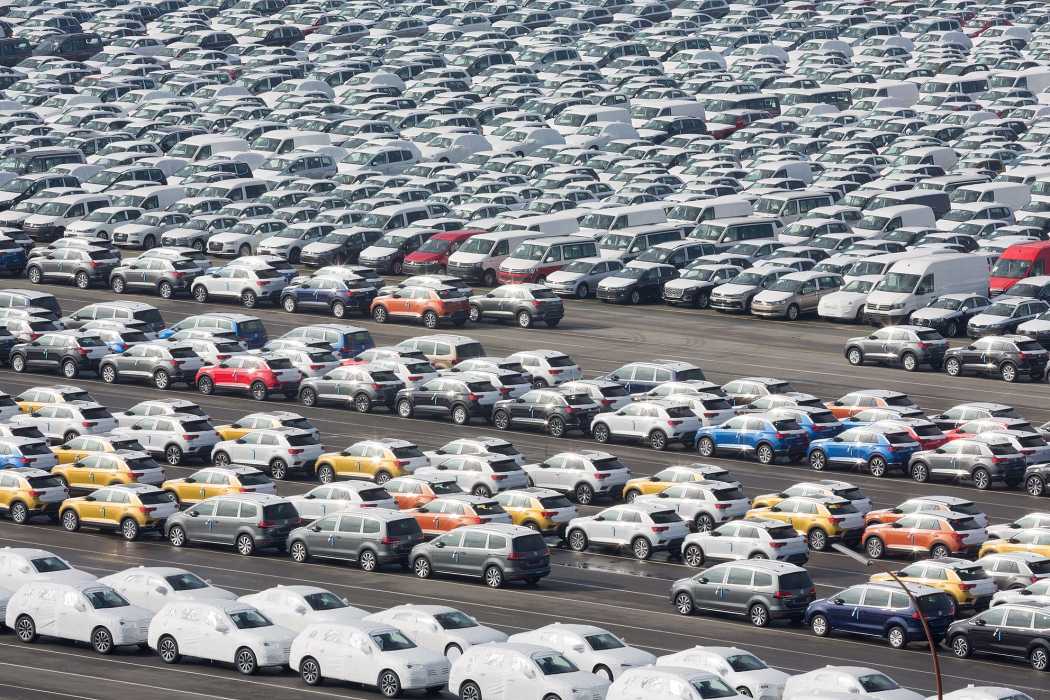 Alman otomotiv sektörü, Trump tarafından uygulanan vergilerden özellikle etkilenmiştir.| Foto: dpa_Jörg Sarbach