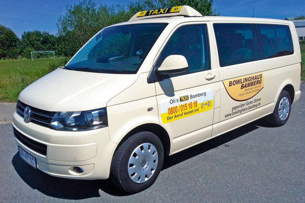 Unter dem Namen „Rent a Driver“ bietet Oliver Meißner einen Taxi- und Mietwagenservice in der Region um Bamberg an. Hier ist sein Taxi zu sehen. Bild: Rent a Driver