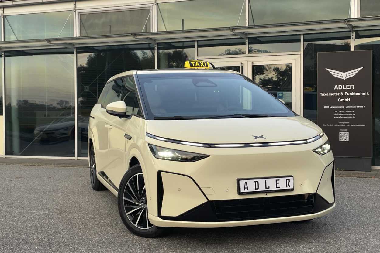 Edler E-Van mit 800 Volt Technik: Xpeng X9.| Foto: Adler Taxameter
